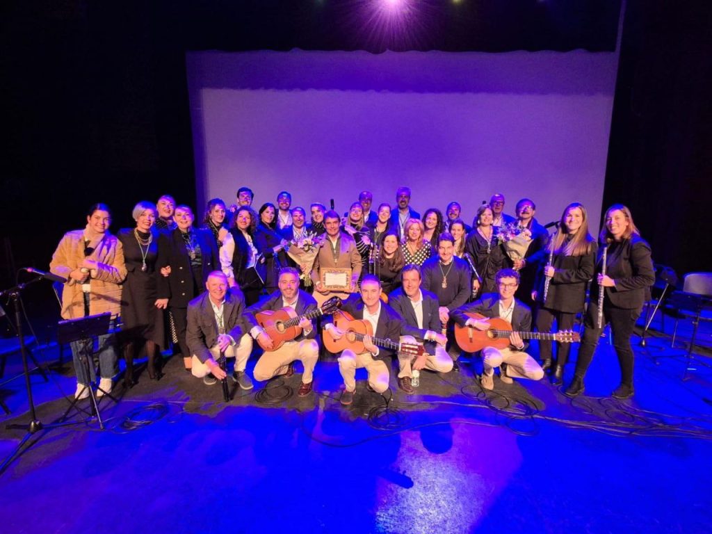 Participantes de la Gala Benéfica organizada por la Parroquia de San Sebastián en el Gran Teatro
