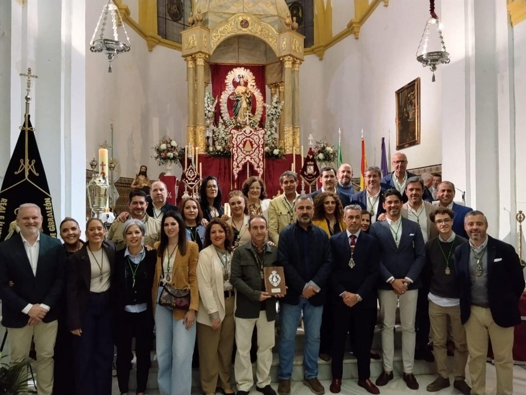Coro del Rocío de Huelva en Gibraleón durante el triduo