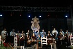 639e05b7-560x373.jpg